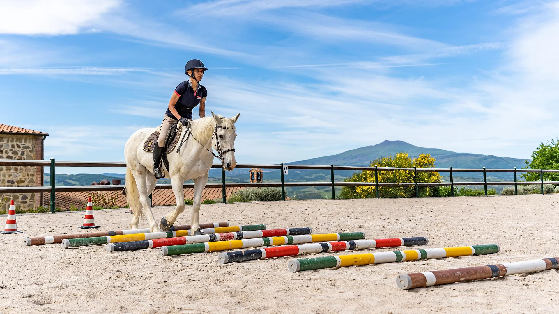 Podere Val D'Orcia - Tuscany Equestrian Sarteano 0*,  Italië
